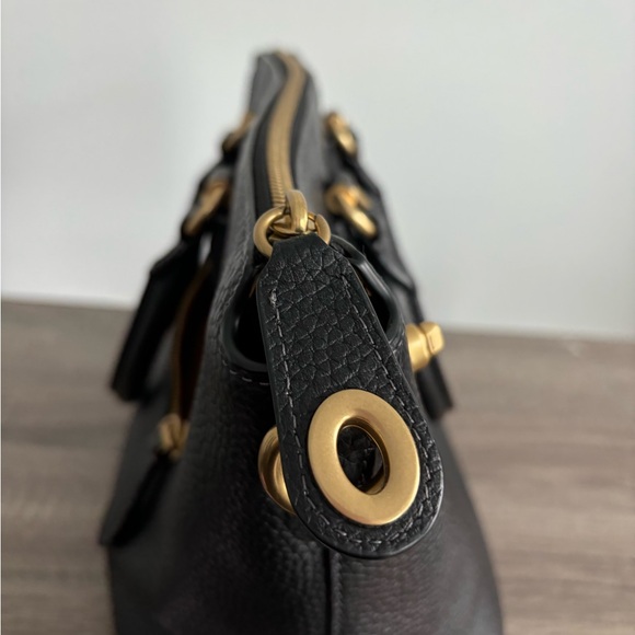 Coach Cara Satchel - Picture 4 of 9